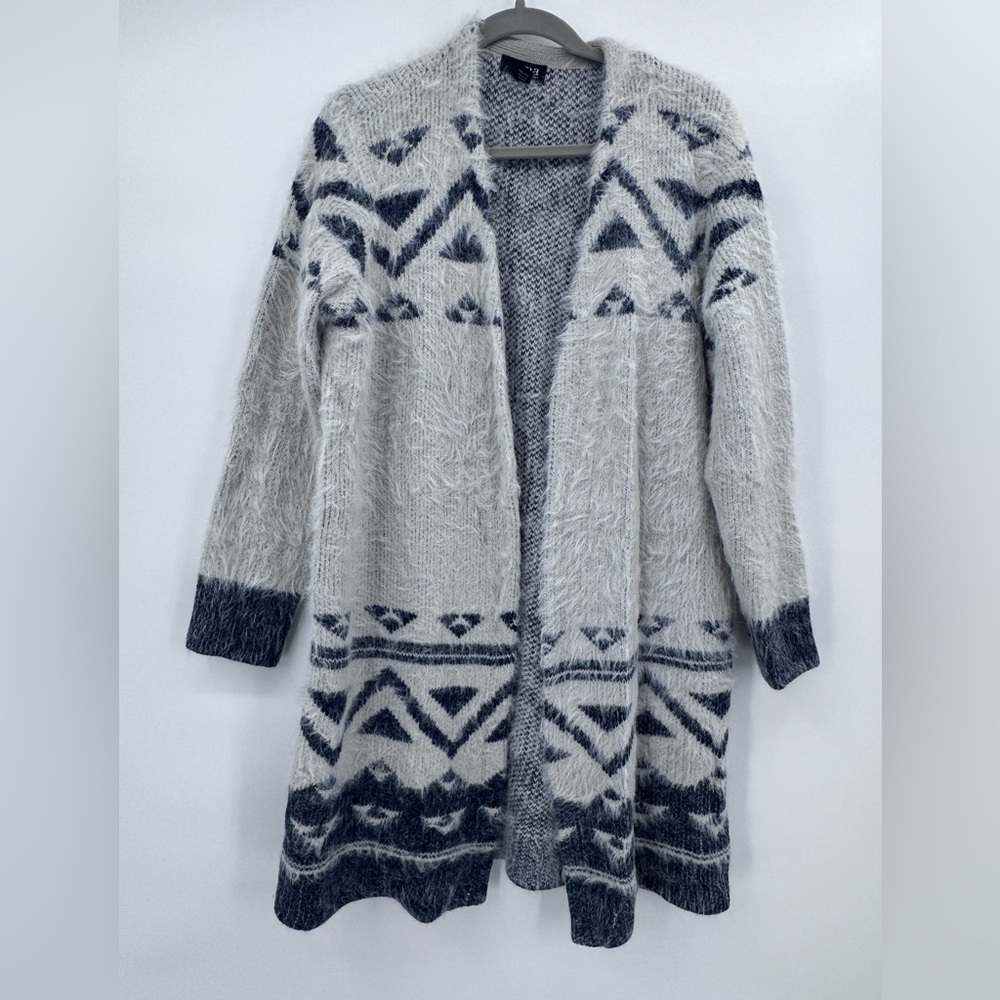 Women’s a.n.a Indian design Fuzzy Cardigan. Size Large